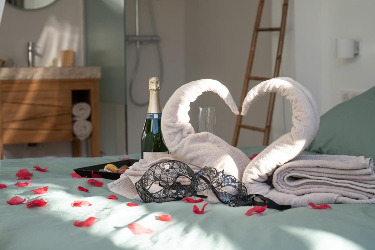 Lovina Chambre De Charme Avec Jaccuzi Velaux 외부 사진