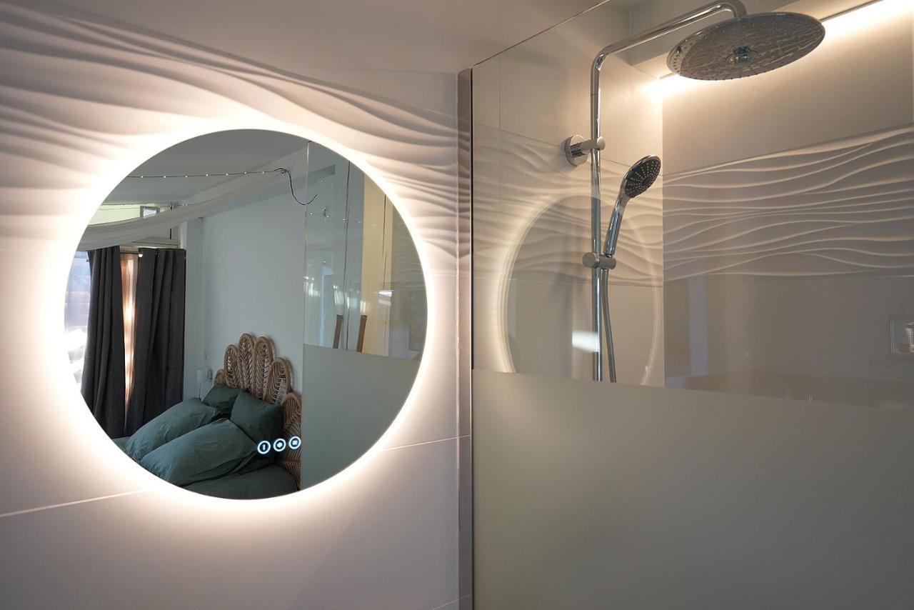Lovina Chambre De Charme Avec Jaccuzi Velaux 외부 사진