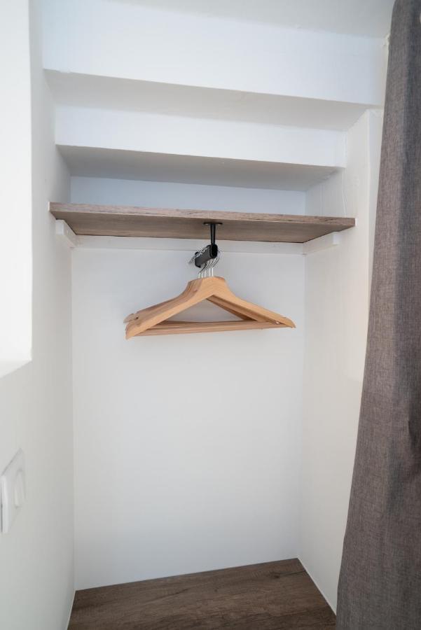 Lovina Chambre De Charme Avec Jaccuzi Velaux 외부 사진