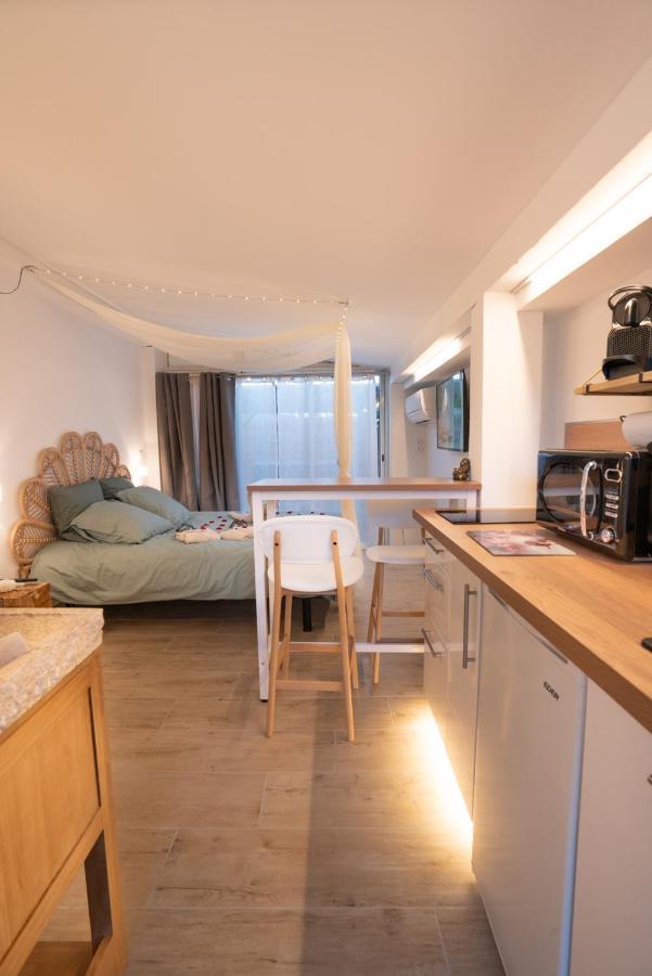 Lovina Chambre De Charme Avec Jaccuzi Velaux 외부 사진